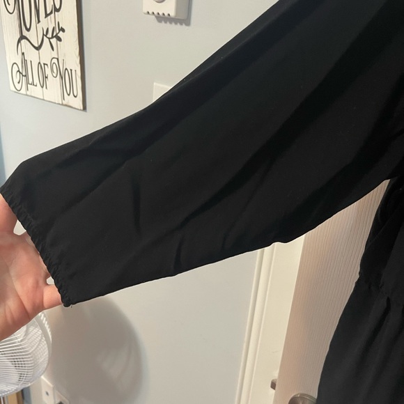 Wrap Top from Old Navy - Picture 2 of 6